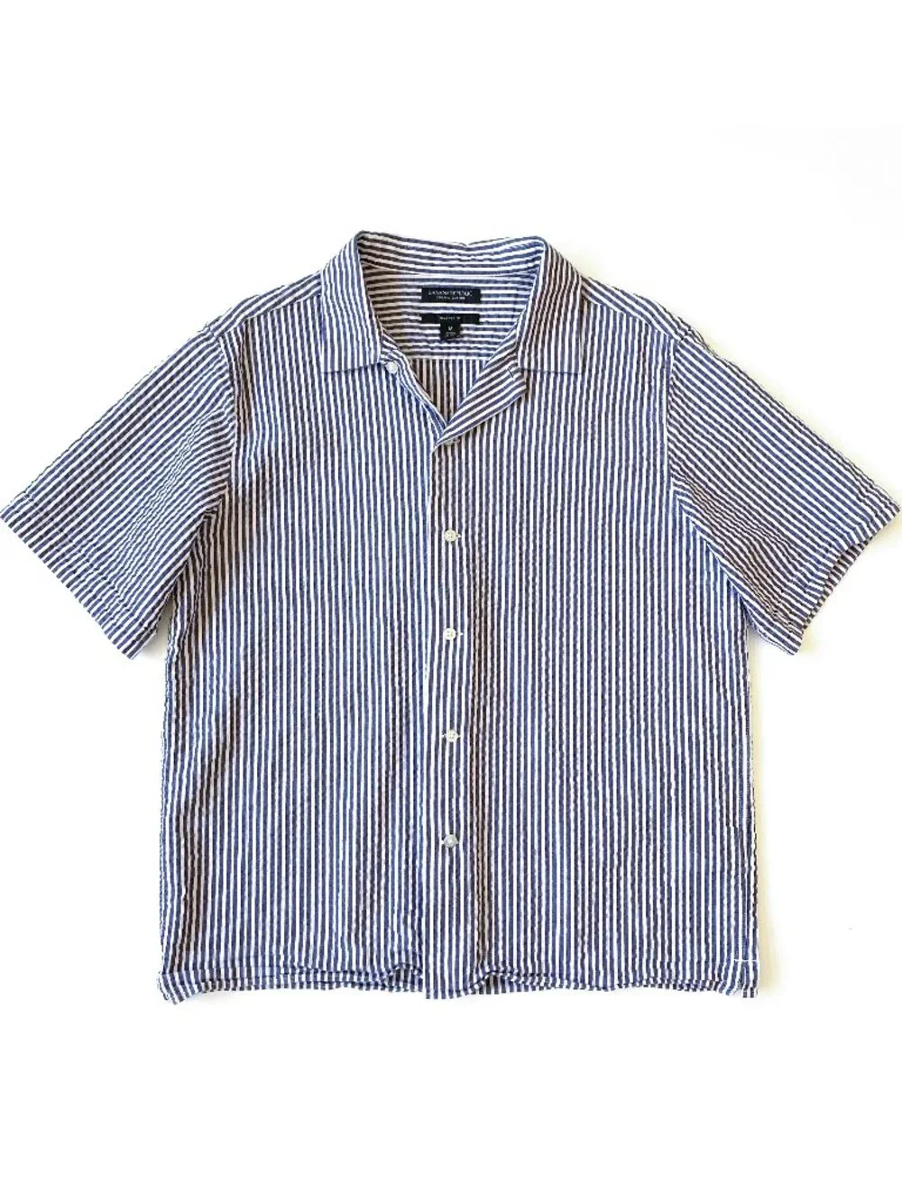 Banana Republic Mens M Short Sleeve Organic Cotton Seersucker Relaxed Fit Shirt
